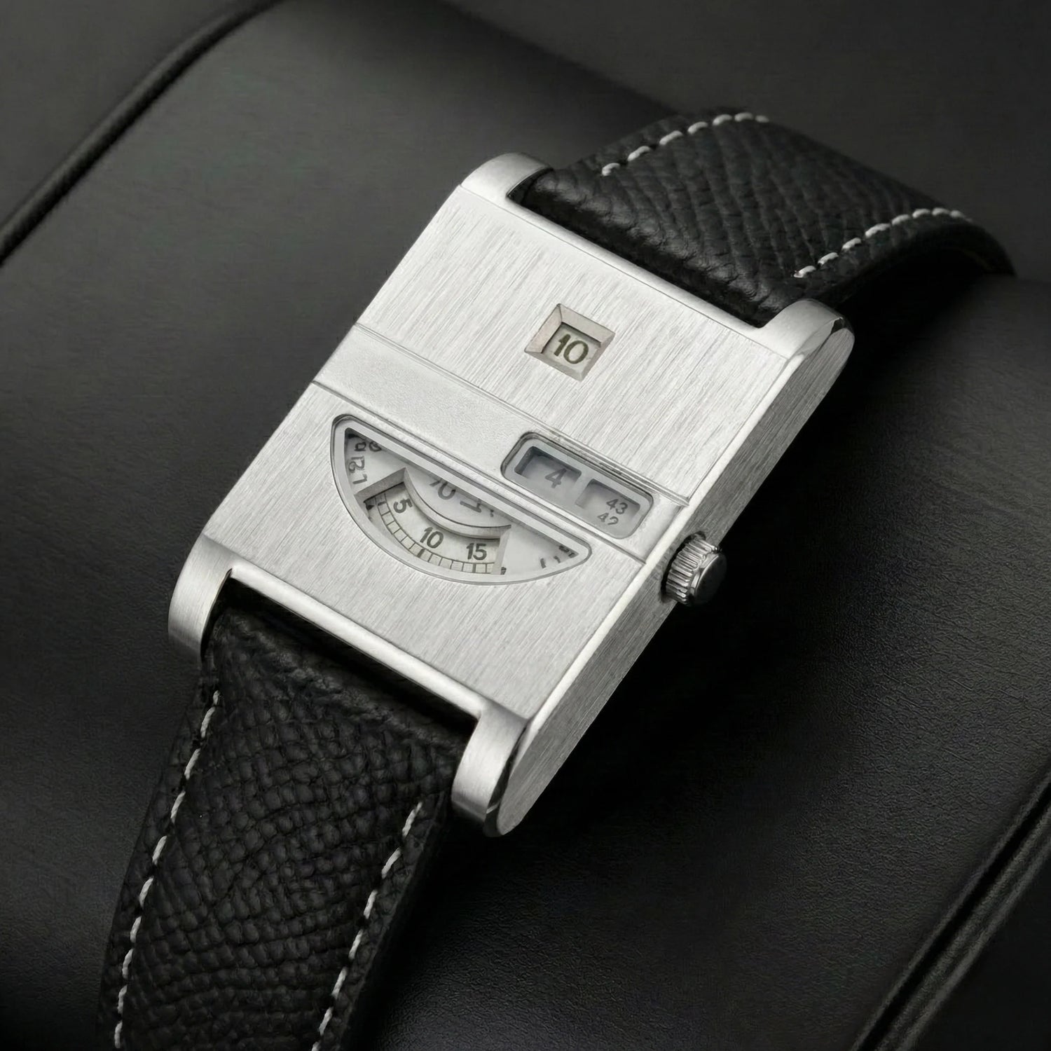 BRONVARA – Men’s Retro Style Rectangular Watch with Leather Strap GIORGIO MARENO